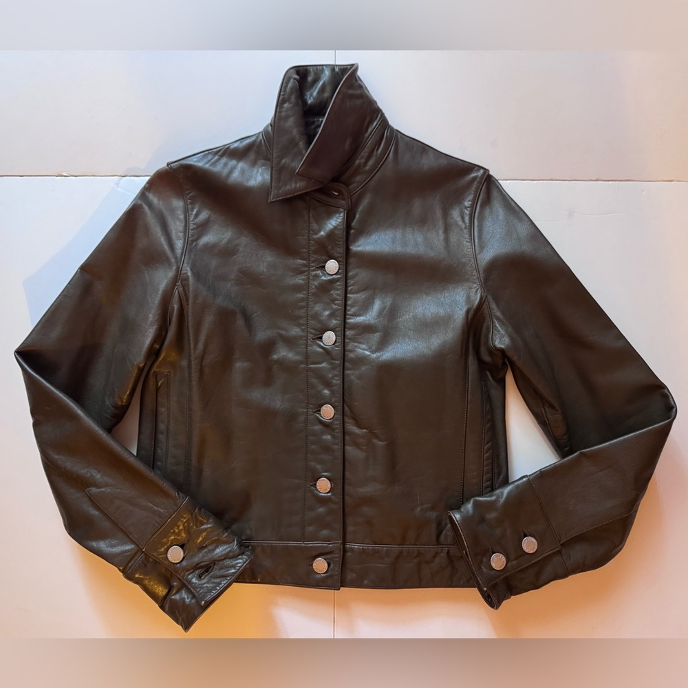 Y2K Vintage Banana Republic Women's Olive Green Leather Jacket in Size S in EVC